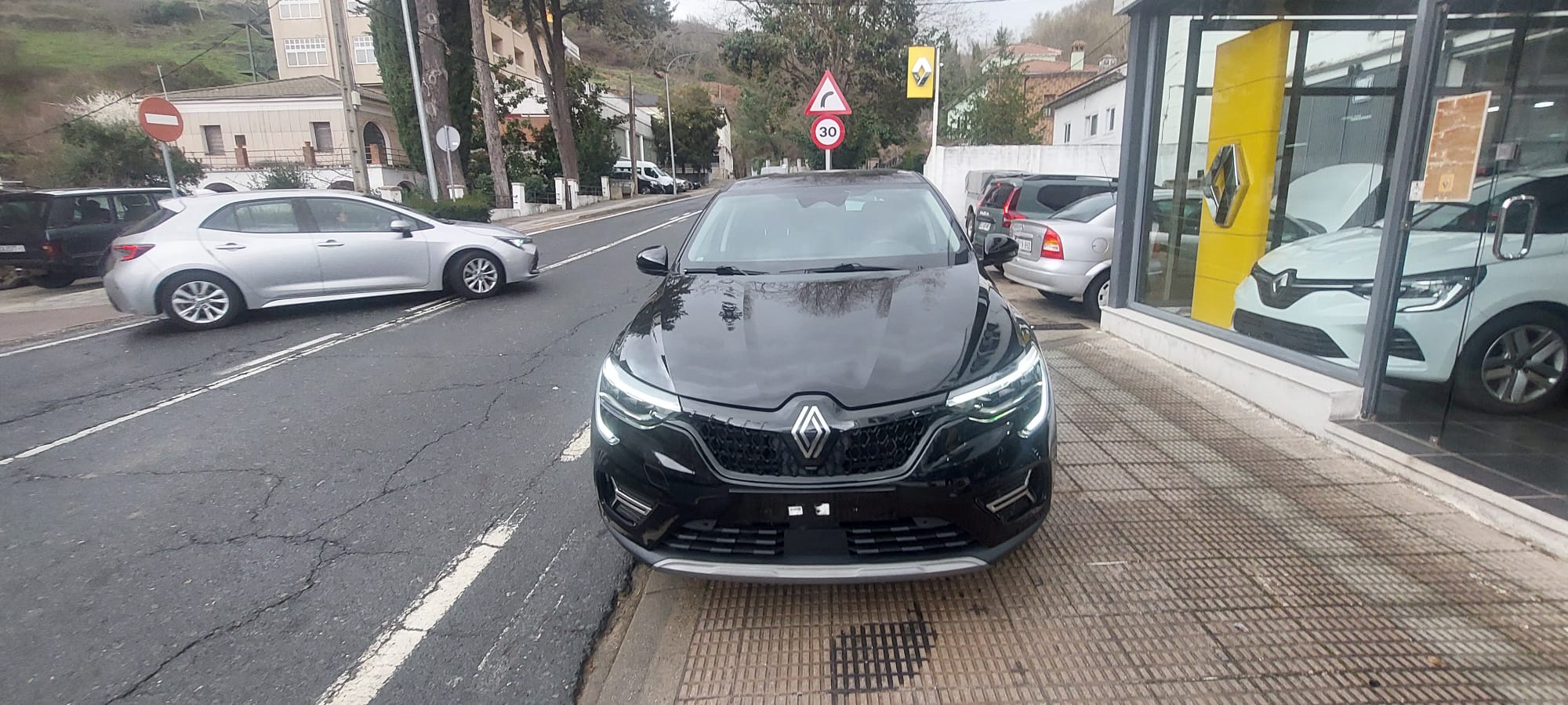 Renault Arkana 1.3 MYHYBR 140CV foto 11